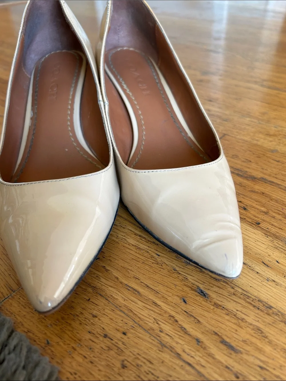 Coach FG1479 Beechwood Patent Leather Pointed Toe Pumps Size 7.5